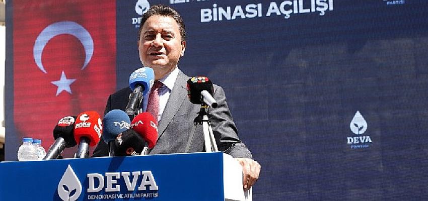 Ali Babacan’dan İzmir’den Yassıada mesajı ‘Kimse eski Türkiye’nin karanlığını bir sopa gibi kullanmasın’