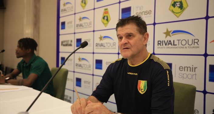 Gine Teknik Yöneticisi Six’ten Türkiye yorumu: Yarın tahminen de EURO 2020 şampiyonuna karşı oynayacağız