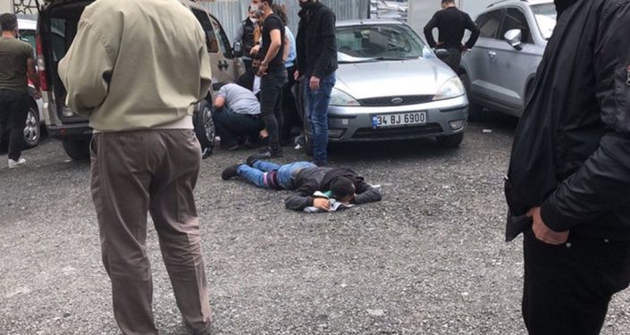 İstanbul’da duruşma çıkışı silahlı arbede: Yaralılar var
