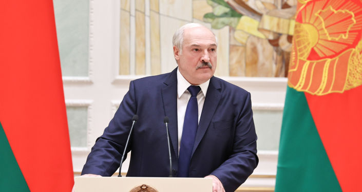 Lukaşenko: Rusya ile Belarus’tan Kırım’a uçak seferlerinin başlatılması konusu üzerinde çalışıyoruz