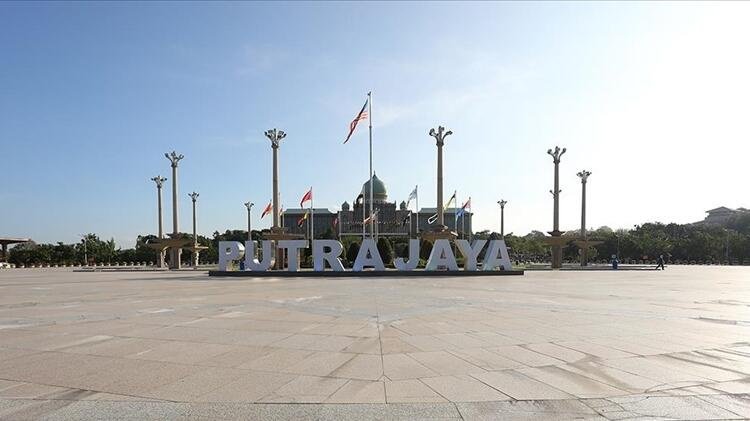 Malezya’da Kovid-19 nedeniyle tam karantina uygulaması başlatıldı