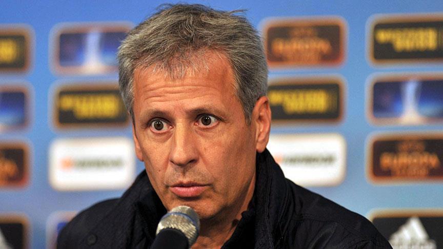 Son dakika transfer haberi… Fenerbahçe dünyaca ünlü teknik yöneticiyle görüştü! 2 yıllık…