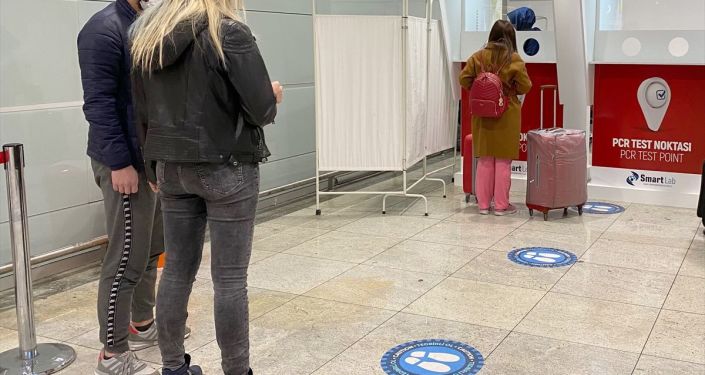 Yurt dışından gelen yolculara aşı sertifikası ya da ‘negatif test’ kaidesi