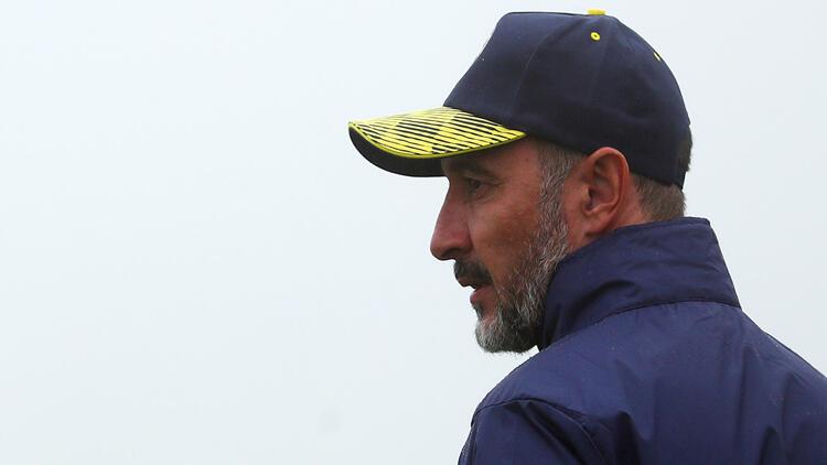 Fenerbahçe Teknik Yöneticisi Vitor Pereira: “F.Bahçe’ye gezmeye değil şampiyon olmaya geldim”