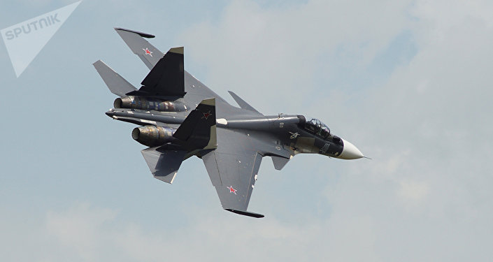 Rus Su-30 jetinden Karadeniz üzerinde ABD keşif uçağına tedbire