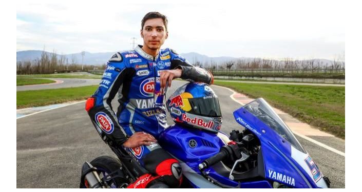 Toprak Razgatlıoğlu, İngiltere’deki ikinci yarışı da kazandı