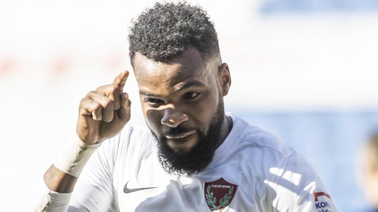 Aaron Boupendza’dan Fenerbahçe kelamları