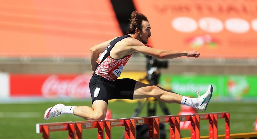 Berke Akçam dünya şampiyonasında gümüş madalyayı Türkiye rekoruyla aldı