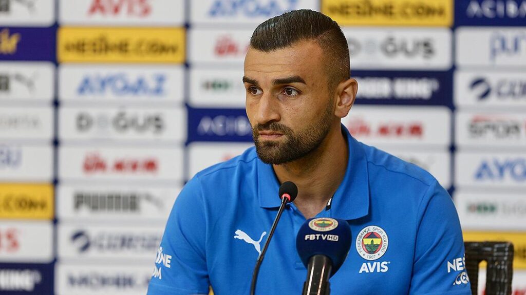 Fenerbahçeli golcü Serdar Dursun, Fenerbahçe’yi Bayern Münih’e benzetti