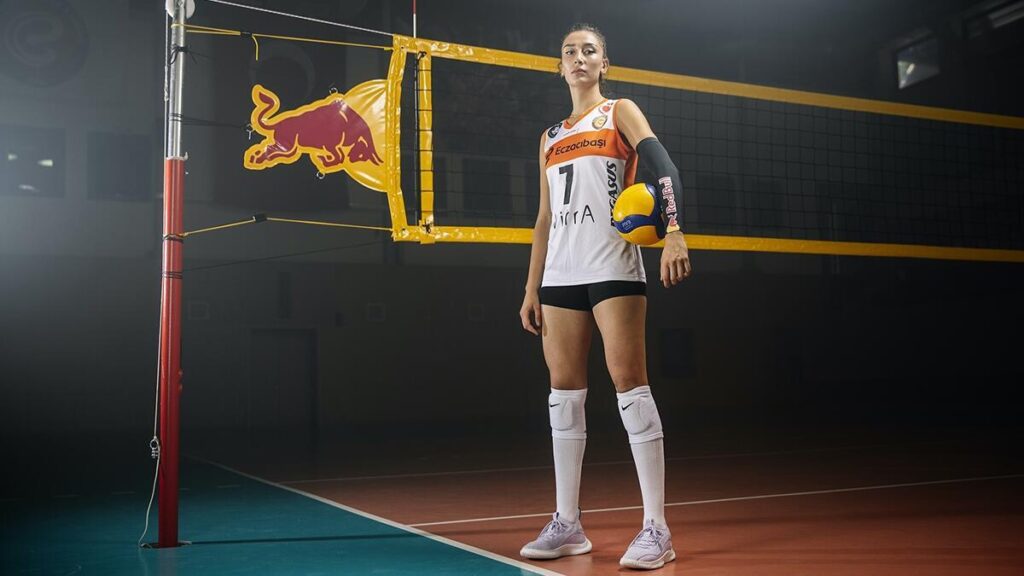 Hande Baladın, Red Bull atleti oldu