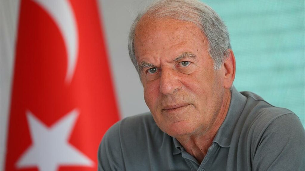 Mustafa Denizli’den Üstün Lig’deki 200. galibiyet