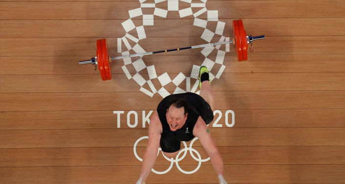 Olimpiyatlarda yarışan birinci trans atlet elendi