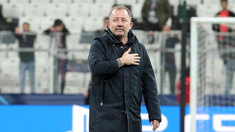 Son Dakika Haberi… Beşiktaş-Ajax maçı sonrası Sergen Yalçın’a takviye ve davet tezahüratları