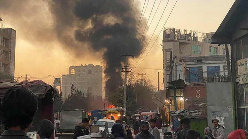 Afgan başşehrinin Şii bölgesindeki bir okulu gaye alan bombalı hücumda ‘ölü sayısı 20’yi geçti’