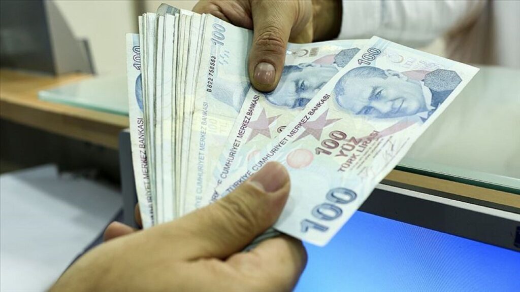 Emekli bayram ikramiyeleri 27-29 Nisan’da yatırılacak
