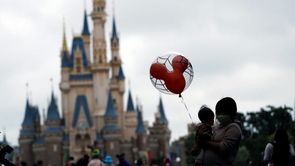 Florida meclisi, Walt Disney cümbüş merkezinin özerkliğini feshetti