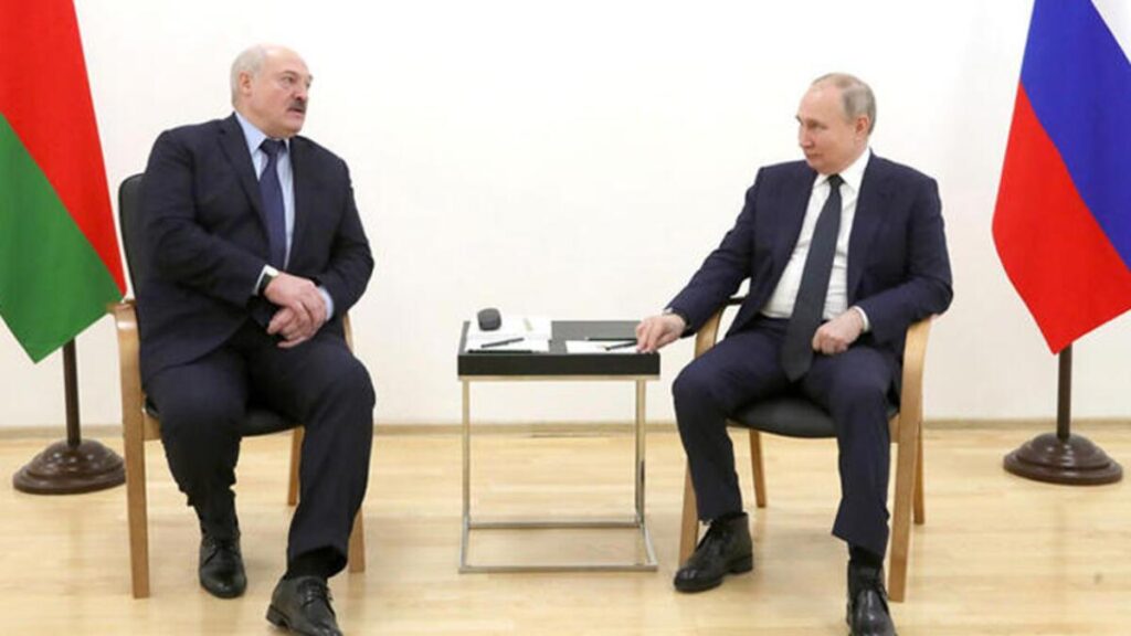 Putin, Belaruslu mevkidaşı Lukaşenko ile bir ortaya geldi