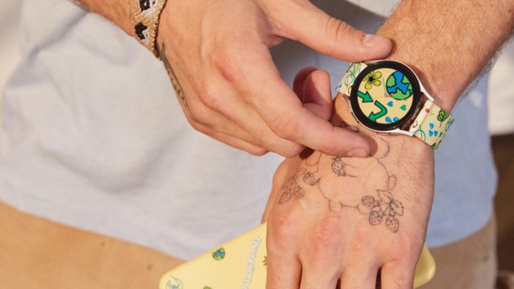 Samsung’dan Galaxy S21 ve Galaxy Watch 4 için biyolojik olarak parçalanabilen, çok özel aksesuarlar